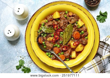 Slow Cooker Beef Ragout With Vegetable ( Potato, Sweet Pea And Carrot ) . Top View.