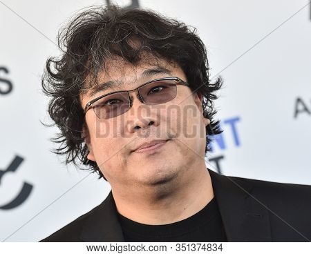 LOS ANGELES - JAN 06:  Bong Joon-ho arrives for the Film Independent Spirit Awards 2020 on February 08, 2020 in Santa Monica, CA