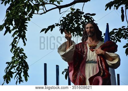 Rizal, Ph - Nov. 30: Jesus Christ Statue At Antipolo Cathedral On November 30, 2019 In Antipolo, Riz