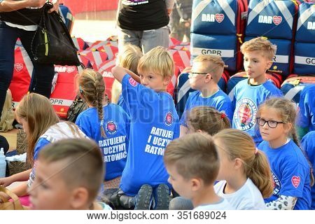 Warsaw, Poland. 16 October 2018. European Square. During The European Day Of Restoration Of The Hear