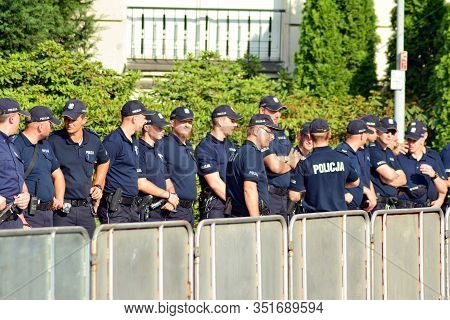 Warsaw, Poland. 20 July 2018. Police In Front Of The Polish Parliament. Police Stands Guard During A