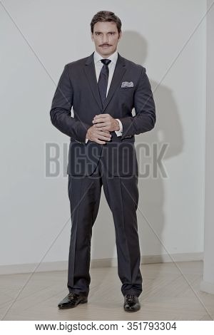 Julian Gil On The Set Of Loki 7, Santo Domingo, Dominican Republic, 2016