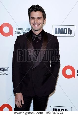 LOS ANGELES - FEB 9:  Antoni Porowski at the 28th Elton John Aids Foundation Viewing Party at the West Hollywood Park on February 9, 2020 in West Hollywood, CA