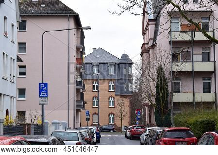 Frankfurt Am Main, Germany - 03 14 2022: City Street In Frankfurt Bockenheim
