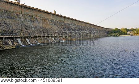 Beautiful Landscape View Of Krs Dam View From Brindavan Gardens. Perfect Picnic Spot Or Weekend Gate
