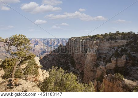 Panoramic View Of Nice Grand Canyon State Park , Usa