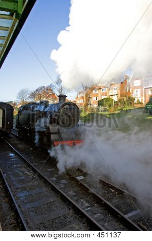 Eski buharlı tren Wareham, Dorset kalede Swanage, içten yanmalı motor