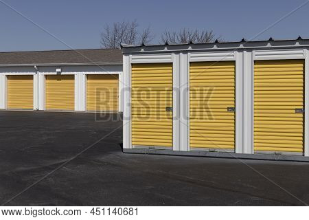 Self Storage And Mini Storage Garage Units.