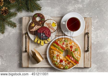Spanish Epiphany Cake Roscon De Reyes White Copy Space Background