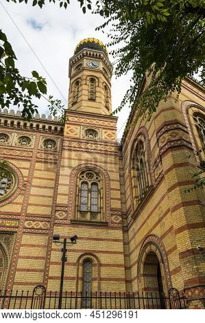 The Dohany Street Synagogue, Also Known As The Great Synagogue Or Tabakgasse Synagogue, In Budapest,