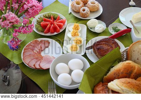 Easter Breakfast Table In Poland. Easter Foods In Europe. Easter In Poland - Wielkanoc.