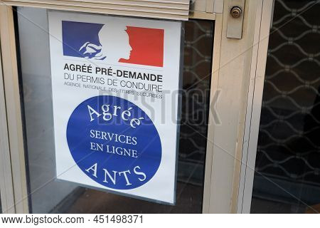 Bordeaux , Aquitaine  France - 03 08 2022 : Ants Sign Logo For France Republic With Text Brand Natio