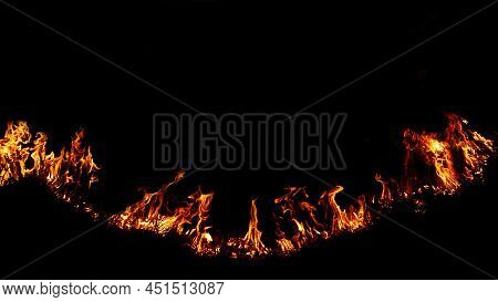 Haystack Fires At Night In Arid Areas The Ash Erupted And The Wind Was Very Dangerous. Ashes Red As 