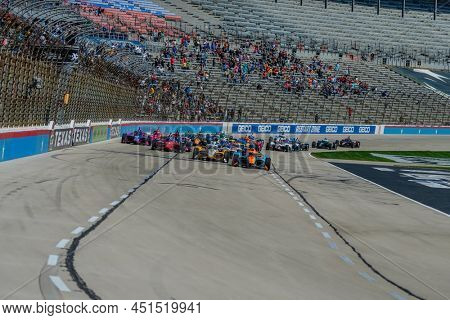March 20, 2022 - Ft. Worth, Texas, USA: The NTT INDYCAR SERIES teams race for the NTT INDYCAR SERIES 2022:  XPEL 375 at Texas Motor Speedway in Ft. Worth, Texas, USA.