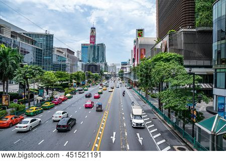 Bangkok, Thailand - 26 Aug 2021, Ratchaprasong Road, A Highlight Along Bangkok's Shopping Area With 