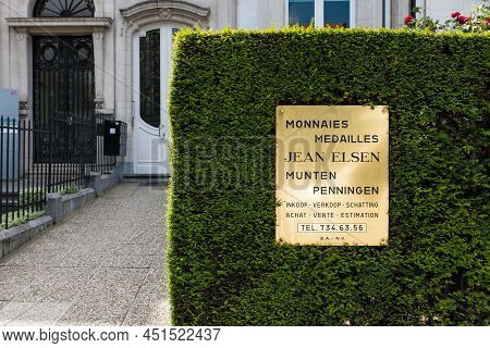 Brussels- Belgium - 07 03 2019 Sign And Facade Of The Jean Elsen Numismatic Specialist
