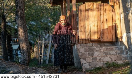 Artvin, Turkey - July 2016: Old Senior Woman Dressed In Traditional Clothes In Savsat, Artvin In The