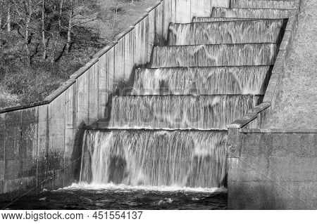 Wimbleball Dam