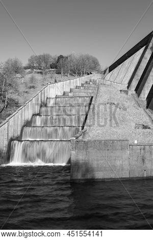 Wimbleball Dam
