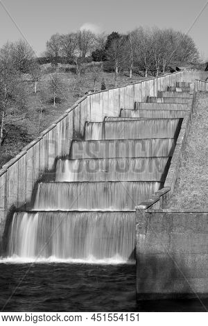 Wimbleball Dam