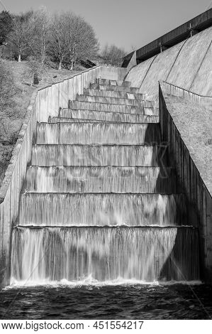 Wimbleball Dam