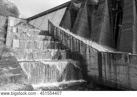 Wimbleball Dam