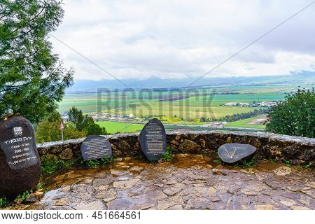 Ramon Naftali, Israel - March 24, 2022: View Of The Ran Observation Point, And The Landscape Of The 