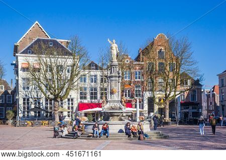Deventer, Netherlands - March 03, 2022: People Enjoying The Spring Weather On The Brink Square In De