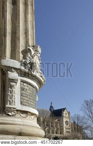 On The Left The Column Of The Medici At The Bourse De Commerce And At The Background The Sint Eustac