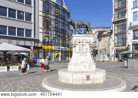 Lupa Capitolina In City Of Bucharest, Romania