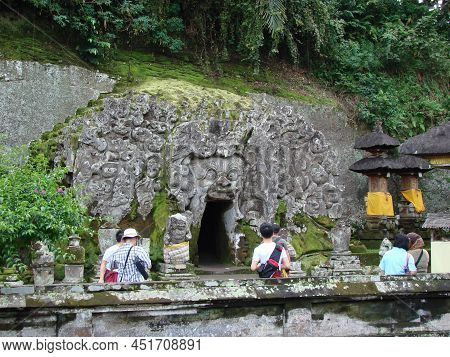 Bali, Indonesia, 10.27.2010 Sights Of Bali. Elephant Cave Goa Gaja. A Group Of People On An Excursio