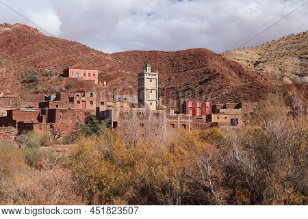 Moroccan Town - Mosque And Residential Architecture Near Telouet, Morocco. Atlas Mountains.