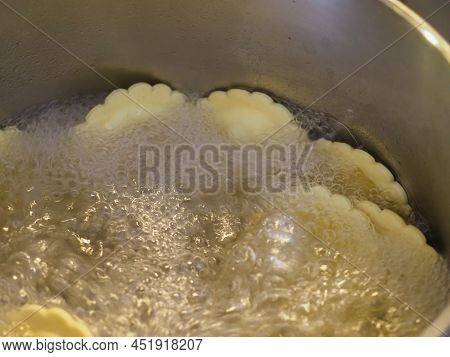 Ravioli Agnolotti Pasta Food