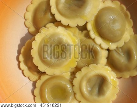 Ravioli Agnolotti Pasta Food