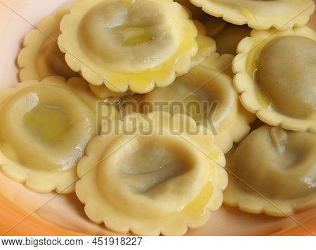 Ravioli Agnolotti Pasta Food