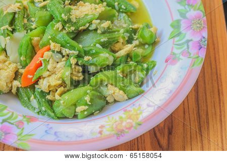 Sponge Gourd fried with Egg