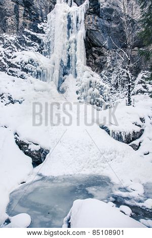 Frozen waterfall