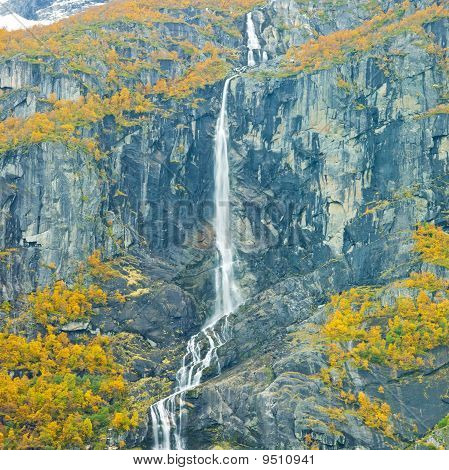 Krajina u Melkevollbreen ledovci Jostedalsbreen národní P