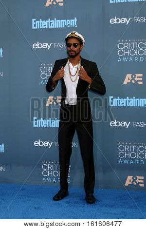 LOS ANGELES - DEC 11:  Lakeith Stanfield at the 22nd Annual Critics' Choice Awards at Barker Hanger on December 11, 2016 in Santa Monica, CA