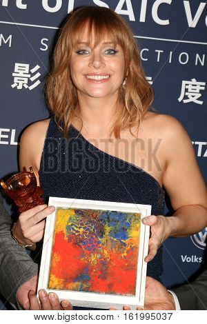 LOS ANGELES - DEC 15:  Bryce Dallas Howard at the 21st Annual Huading Global Film Awards - Press Room at The Theatre at The ACE Hotel on December 15, 2016 in Los Angeles, CA