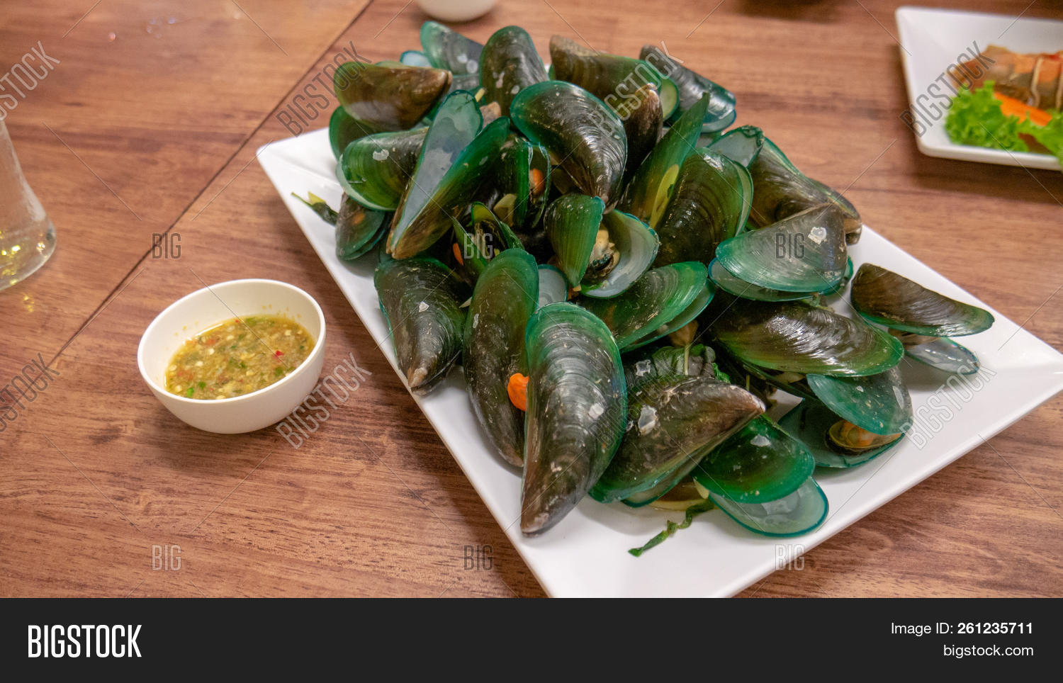 Perna Viridis Mussel Image & Photo (Free Trial) Bigstock