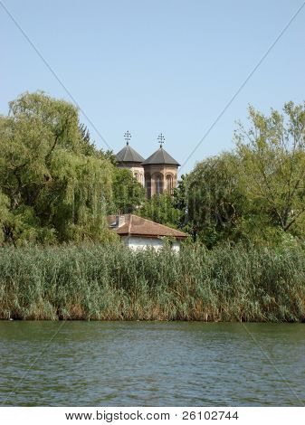               Romania. Monastero di Snagov.