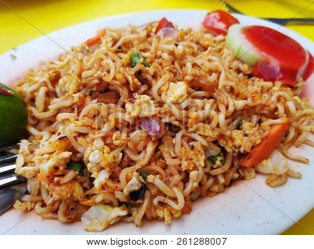 Spicy Fried Curry Instant Noodles Or Malaysian Style Maggi Goreng Mamak