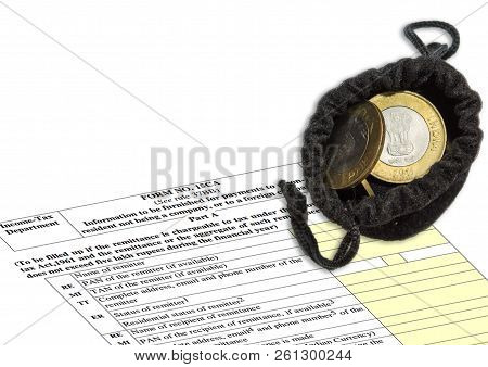 Individual Tax Form Itr-1 With Indian Currency And Left Space To Write.