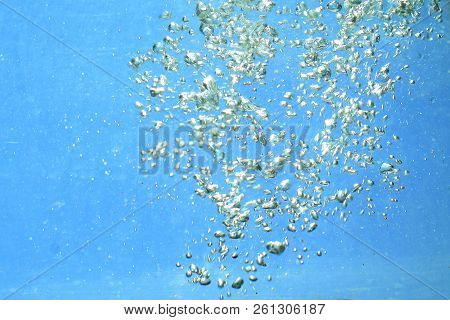 Fresh Water With Underwater Bubbles Texture Background