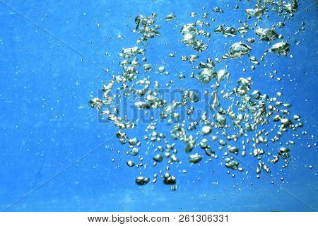 Fresh Water With Underwater Bubbles Texture Background