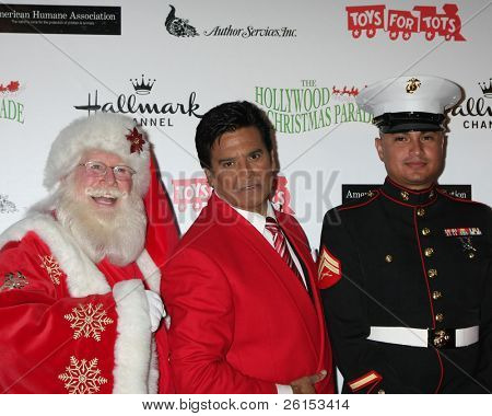 Los Angeles, nov 27: Erik Estrada kommt bei der 2011 Hollywood Christmas Parade in Hollywood Boul