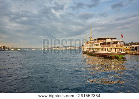 Bosphorus With A Old Town On A Background, Istambul