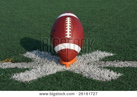 US-amerikanischer American-Football-bereit für Kick-Off
