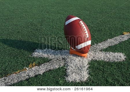 US-amerikanischer American-Football-bereit für Kick-Off